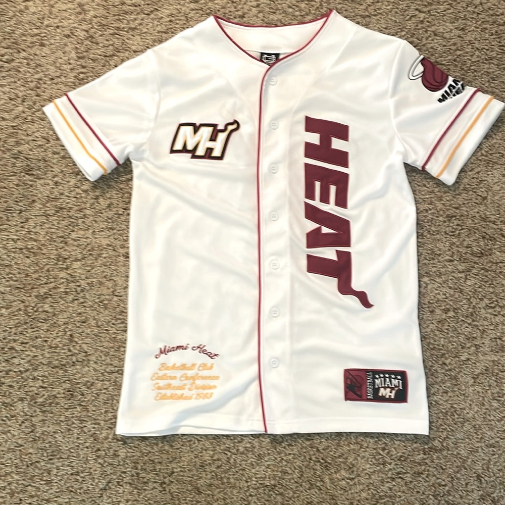 Miami Heat XS unisex jersey.